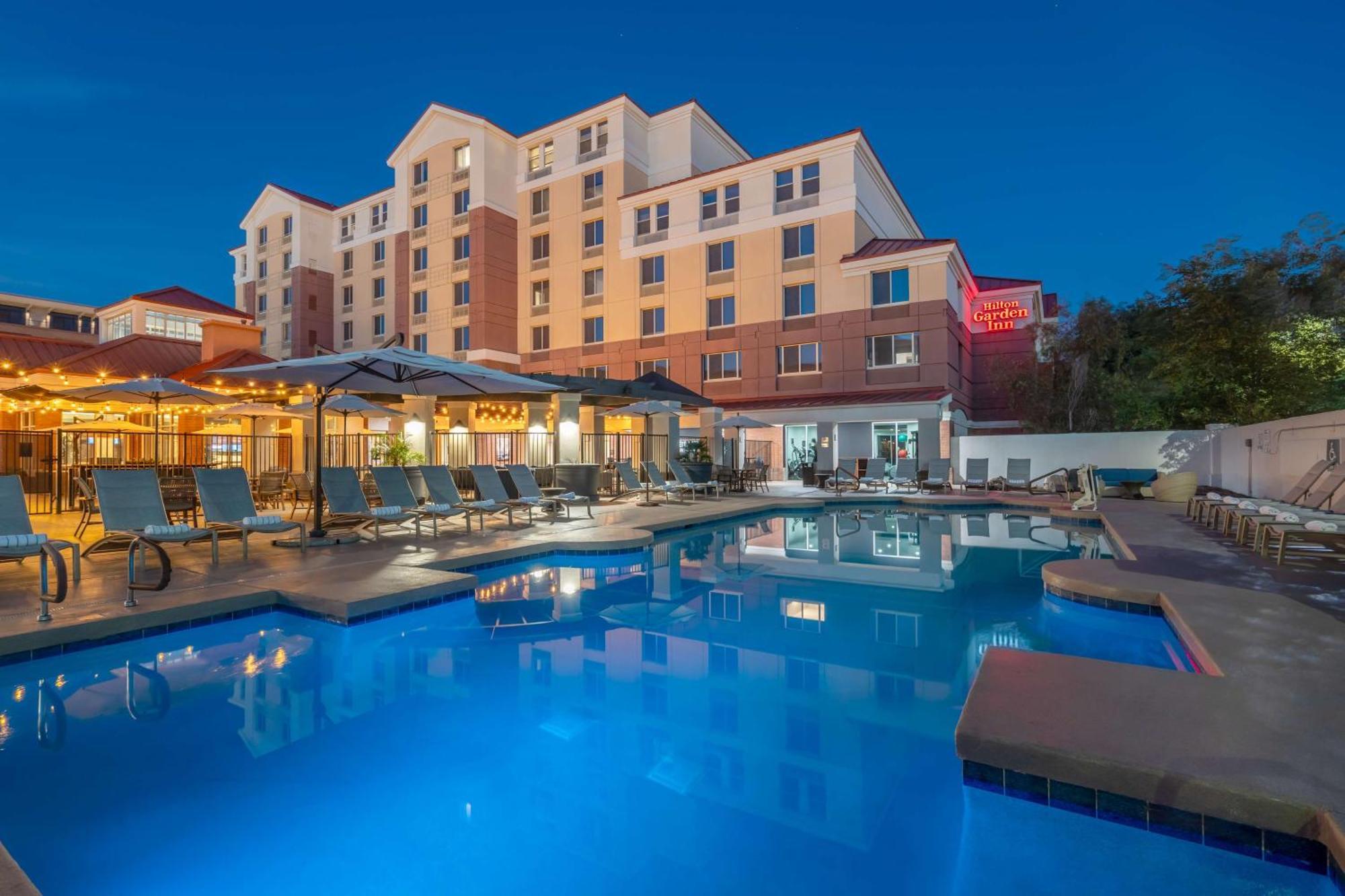Hilton Garden Inn Scottsdale Old Town Exterior foto